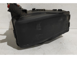 Блок предохранителей    Volvo V70    