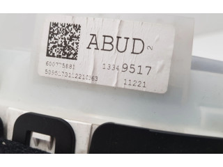 Панель приборов 13349517, 600775881   Opel Meriva B       