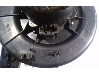 Вентилятор печки 6R1819015A Skoda Fabia Mk3 (NJ)