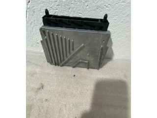 Блок управления двигателя MB0797008831 Volvo V70