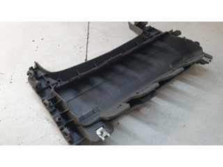 Другая деталь панели