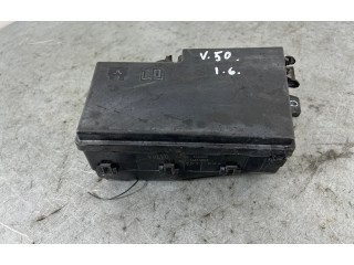 Блок предохранителей 31270682, 08676948   Volvo V50    
