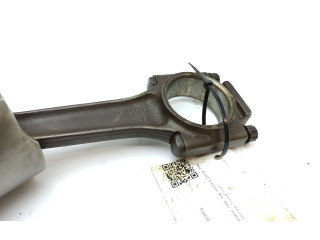 Поршень с шатуном EAC1868, EBC1289 Jaguar XJS