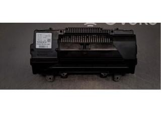 Přístrojová deska Volvo V60 2019