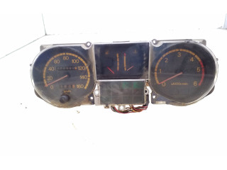 Přístrojová deska Mitsubishi Pajero 1987 MB716922, 69326370