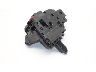 Блок предохранителей  A2135403939   Mercedes-Benz EQC    