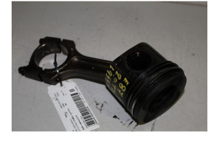 Píst BMW 1 E81 E87 pro naftový motor 2.0