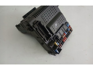 Блок предохранителей 30765646   Volvo V70    