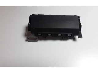 Подушка безопасности для колен 0589P1000739, G2402250 Subaru Forester SK