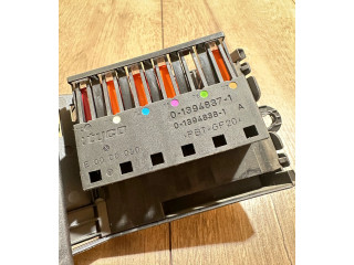 Pojistková skříňka 2115461141, 211546 Mercedes-Benz CLS C219 2005