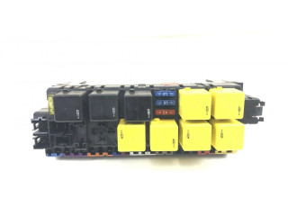 Pojistková skříňka 05045117, A2305454632 Mercedes-Benz SL R230 2002