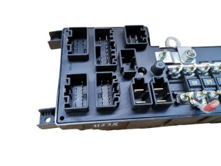 Блок предохранителей 8678449, 518827019 Volvo S80