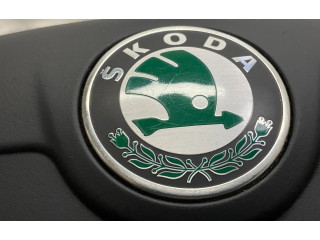 Подушка безопасности водителя 1Z0880201AR Skoda Yeti (5L)