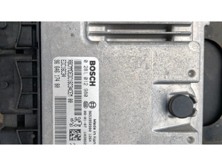 Другая деталь отсека двигателя