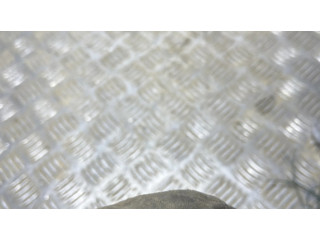 Другая деталь отсека двигателя