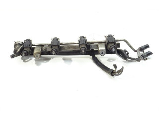 Топливная рампа    Audi A3 S3 8L  