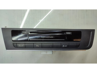 Радио/ проигрыватель CD/DVD / навигация