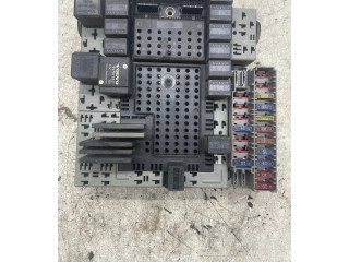 Блок предохранителей  8645410, 8645411   Volvo V70    