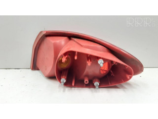 Задний фонарь в кузове