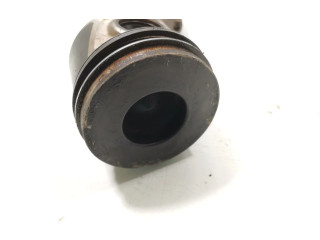  Поршень с шатуном    Volkswagen Passat Alltrack  