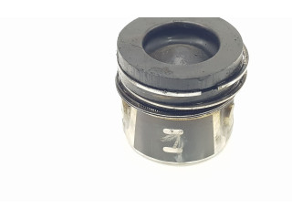 Поршень с шатуном 1607373680, 1607373680 Peugeot 2008 I