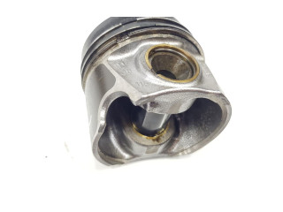  Поршень с шатуном  04L107065A, 04L107065A  Volkswagen Caddy  