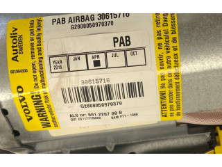 Блок предохранителей 30615716, G2808050970370 Volvo S40