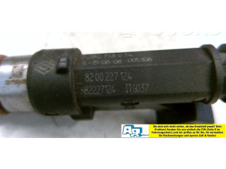 Форсунка 8200227124 Dacia Sandero