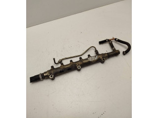 Топливная рампа 8658252, 007588L1 Volvo S60