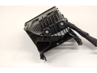 Блок предохранителей Volkswagen Jetta VI