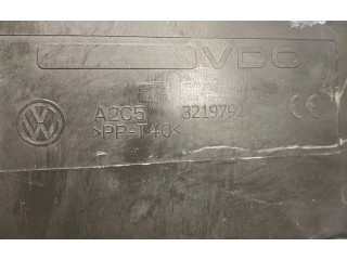 Панель приборов 3219792   Volkswagen Touran II       