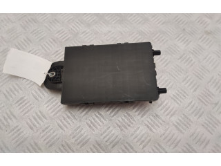 Pojistková skříňka 32142591 Volvo S90, V90 2021