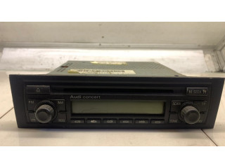 Радио/ проигрыватель CD/DVD / навигация