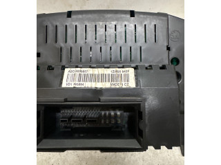 Панель приборов 1Z0920842F, VD1100894   Skoda Octavia Mk2 (1Z)       