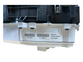 Přístrojová deska  Volvo V40 Cross country 2013 769212810U, 31394174  