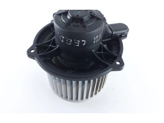 Вентилятор печки F00S33F012 KIA Ceed