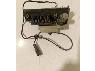 Zámek zadních dveří 7H0827565A, DA14CU1 Volkswagen Transporter - Caravelle T5 2012