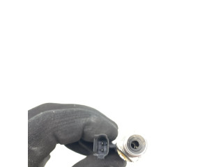 Vstřikovač 0261500136, 7599876 BMW 7 F01 F02 F03 F04 pro benzínový motor 4.4 N63 B44 B