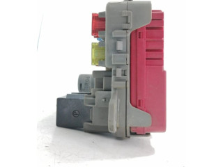 Блок предохранителей YWC104500   Rover Rover    