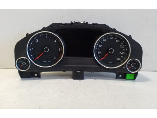 Přístrojová deska Volkswagen Touareg II 2011 0263677032, 7P6920981