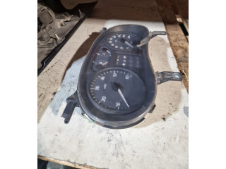 Панель приборов P8200252449   Renault Trafic II (X83)       