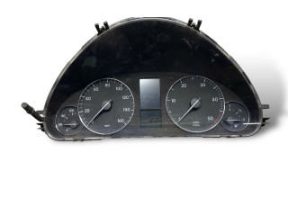 Přístrojová deska Mercedes-Benz C W203 2003 A2035405047, 2035405047