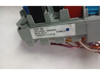 Блок предохранителей 51867698   Alfa Romeo Giulietta    