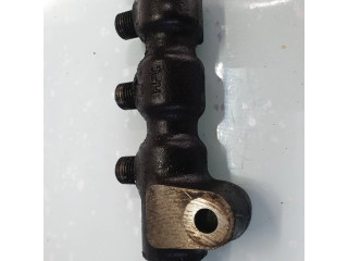 Топливная рампа    Peugeot Partner 1.9 