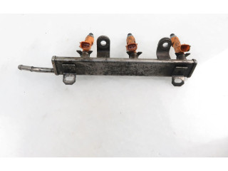 Топливная рампа    Suzuki Alto   для двигателя K10B