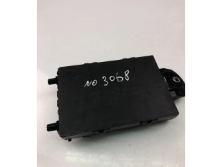 Блок предохранителей  32209198, NO3068   Volvo XC90    