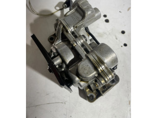 Масляный насос D4204T5 31401488AA Volvo S60