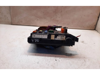 Блок предохранителей 12217799, 12217799 Volvo V70