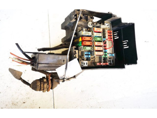 Блок предохранителей 9628024480 Peugeot 406