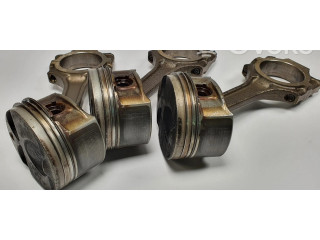 Píst 60673761 Alfa Romeo GT pro benzínový motor 2.0